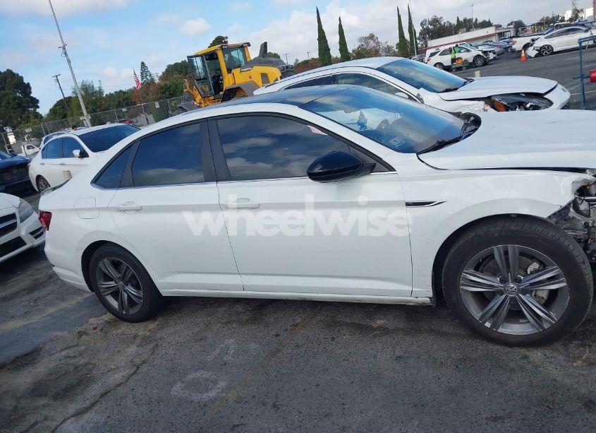 Photo 13 of 2021 Volkswagen Jetta 1.4T R-LINE/1.4T S/1.4T SE (VIN 3VWC57BU9MM061094)