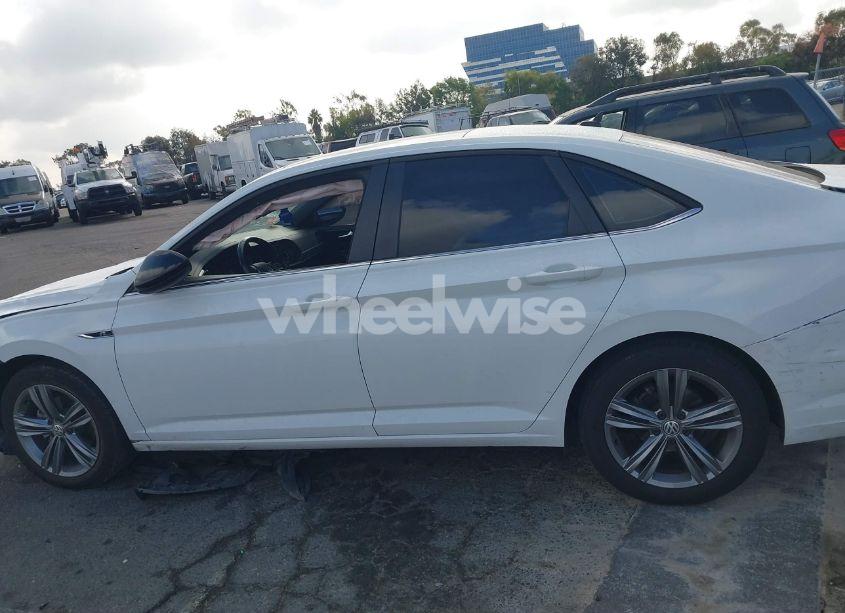 Photo 14 of 2021 Volkswagen Jetta 1.4T R-LINE/1.4T S/1.4T SE (VIN 3VWC57BU9MM061094)
