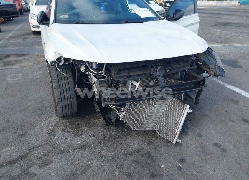 Photo 6 of 2021 Volkswagen Jetta 1.4T R-LINE/1.4T S/1.4T SE (VIN 3VWC57BU9MM061094)