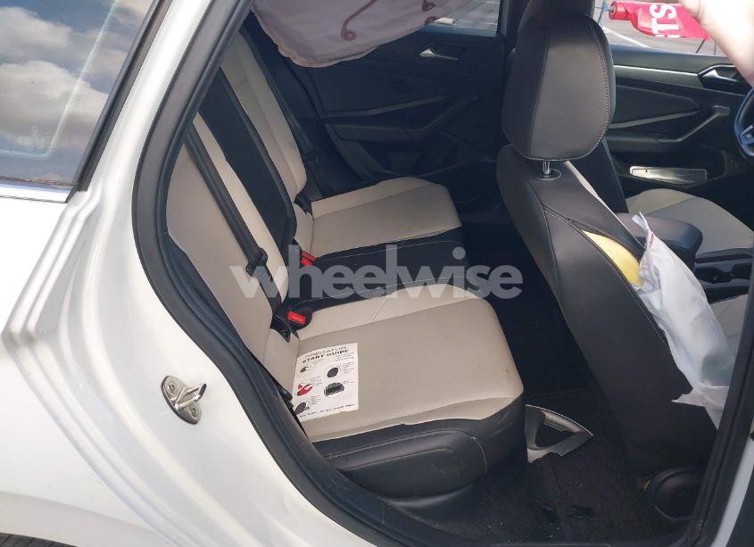 Photo 8 of 2021 Volkswagen Jetta 1.4T R-LINE/1.4T S/1.4T SE (VIN 3VWC57BU9MM061094)