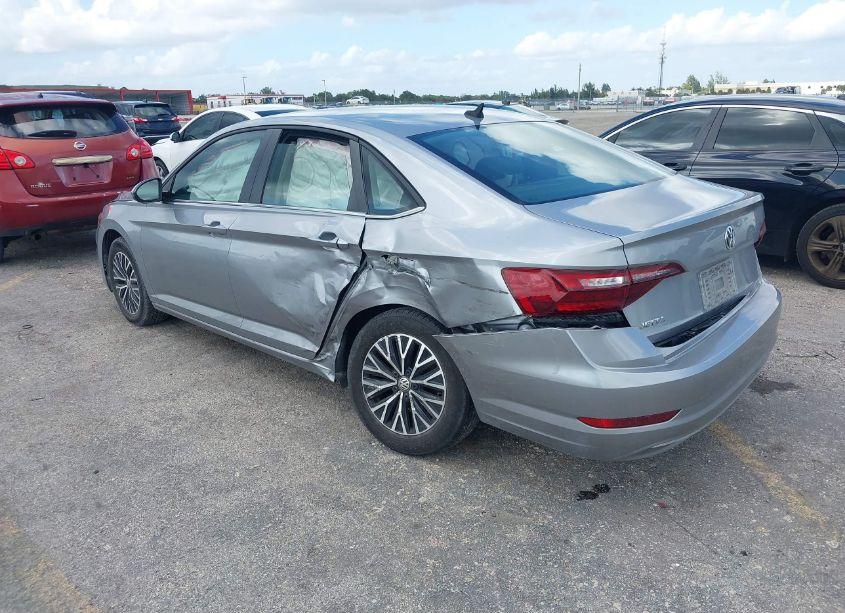 Photo 3 of 2021 Volkswagen Jetta 1.4T R-LINE/1.4T S/1.4T SE (VIN 3VWC57BU9MM066313)