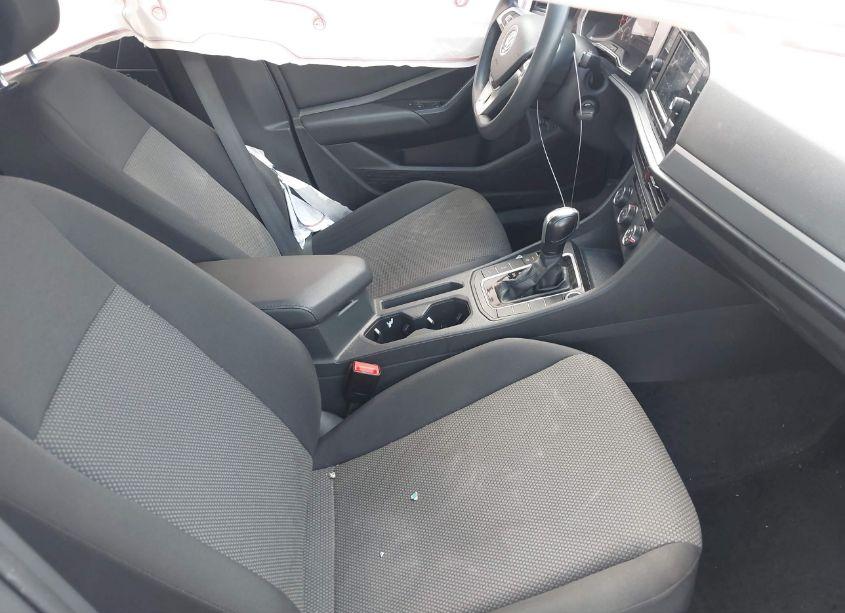 Photo 5 of 2021 Volkswagen Jetta 1.4T R-LINE/1.4T S/1.4T SE (VIN 3VWC57BU9MM066313)