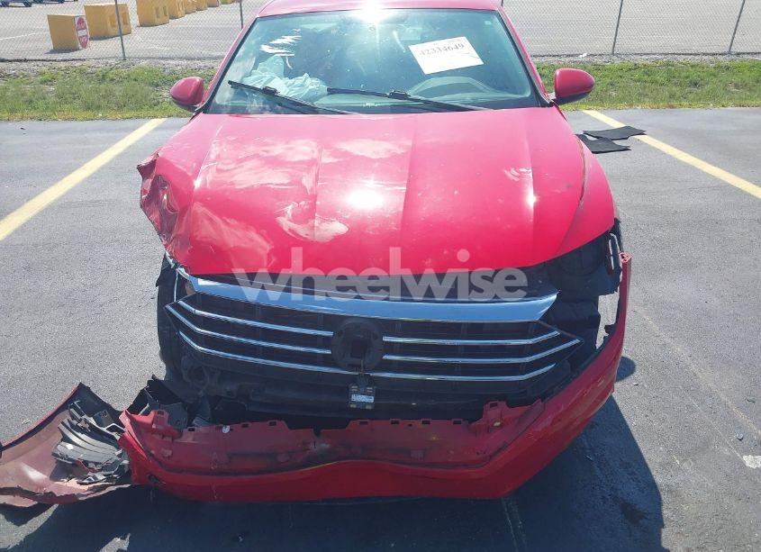 Photo 12 of 2019 Volkswagen Jetta 1.4T R-LINE/1.4T S/1.4T SE (VIN 3VWC57BUXKM029610)