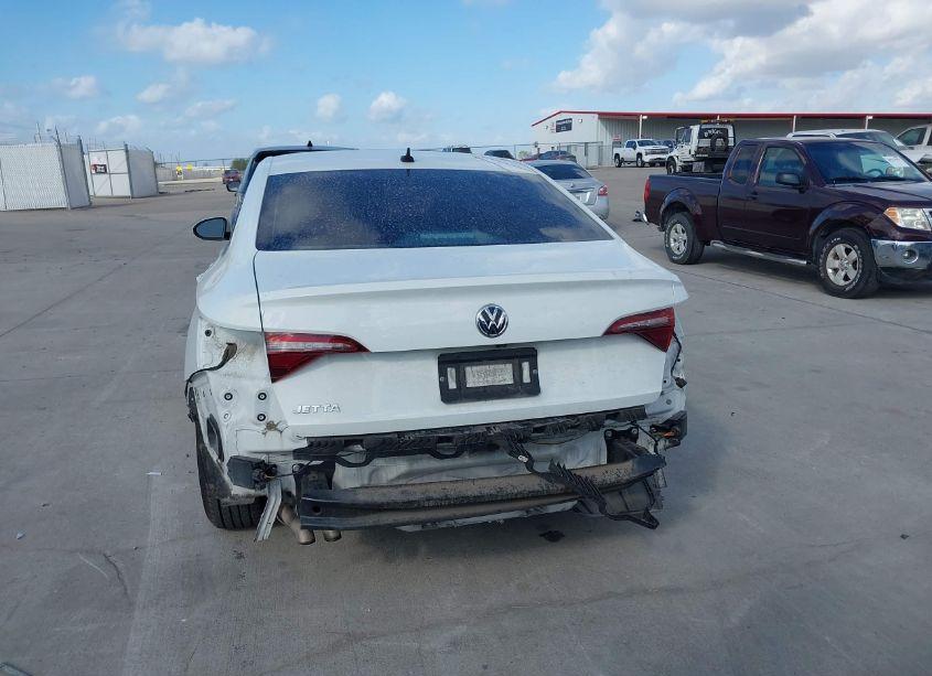 Photo 16 of 2019 Volkswagen Jetta 1.4T R-LINE/1.4T S/1.4T SE (VIN 3VWC57BUXKM047217)