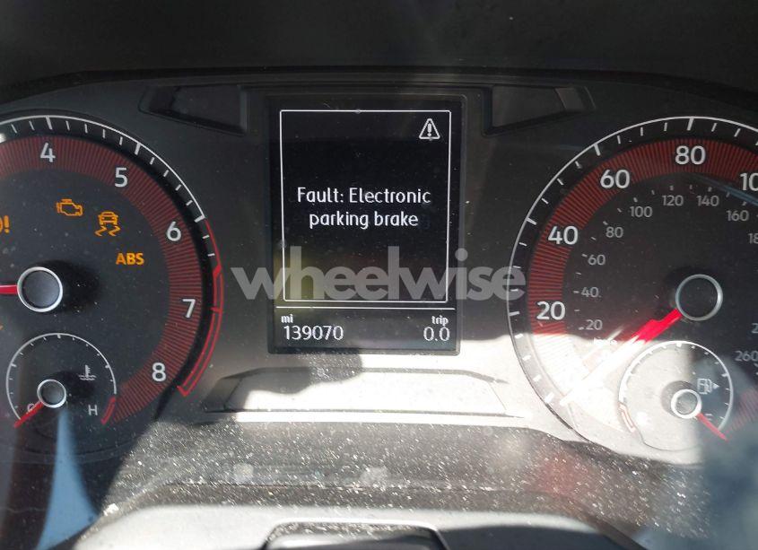 Photo 15 of 2019 Volkswagen Jetta 1.4T R-LINE/1.4T S/1.4T SE (VIN 3VWC57BUXKM093436)