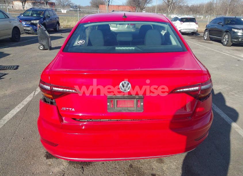 Photo 16 of 2019 Volkswagen Jetta 1.4T R-LINE/1.4T S/1.4T SE (VIN 3VWC57BUXKM093436)