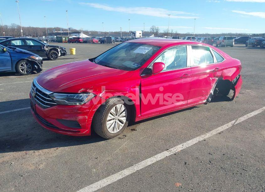 Photo 2 of 2019 Volkswagen Jetta 1.4T R-LINE/1.4T S/1.4T SE (VIN 3VWC57BUXKM093436)