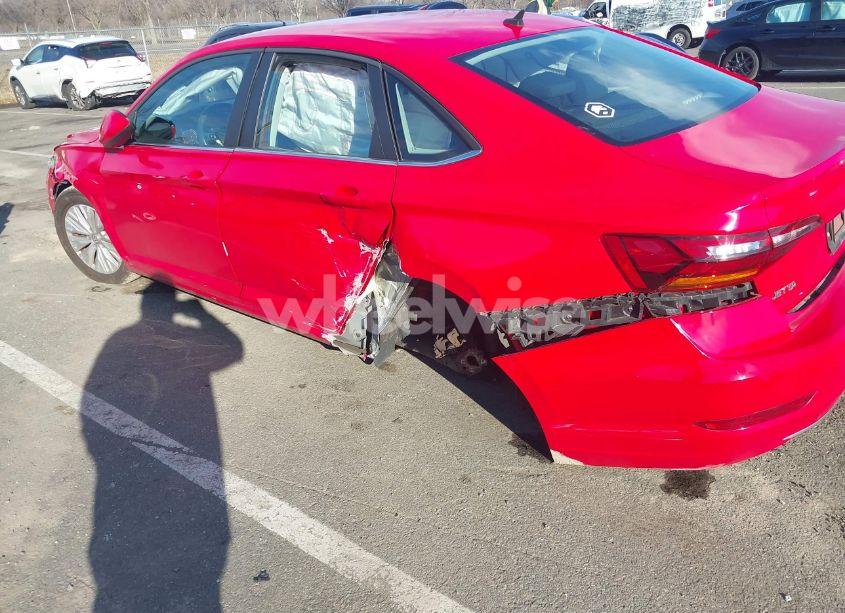 Photo 6 of 2019 Volkswagen Jetta 1.4T R-LINE/1.4T S/1.4T SE (VIN 3VWC57BUXKM093436)