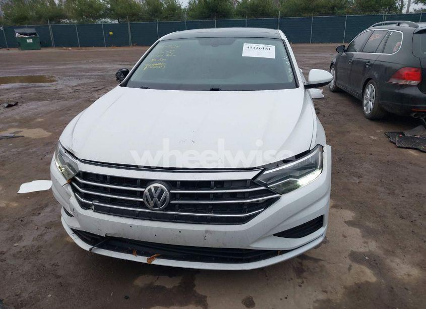 Photo 12 of 2019 Volkswagen Jetta 1.4T R-LINE/1.4T S/1.4T SE (VIN 3VWC57BUXKM121073)