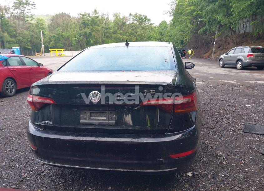 Photo 16 of 2019 Volkswagen Jetta 1.4T R-LINE/1.4T S/1.4T SE (VIN 3VWC57BUXKM121722)