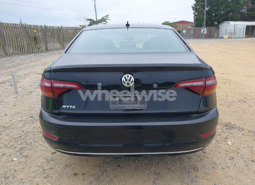 Photo 16 of 2019 Volkswagen Jetta 1.4T R-LINE/1.4T S/1.4T SE (VIN 3VWC57BUXKM133904)
