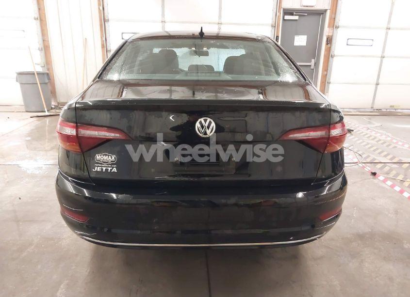 Photo 16 of 2019 Volkswagen Jetta 1.4T R-LINE/1.4T S/1.4T SE (VIN 3VWC57BUXKM142134)
