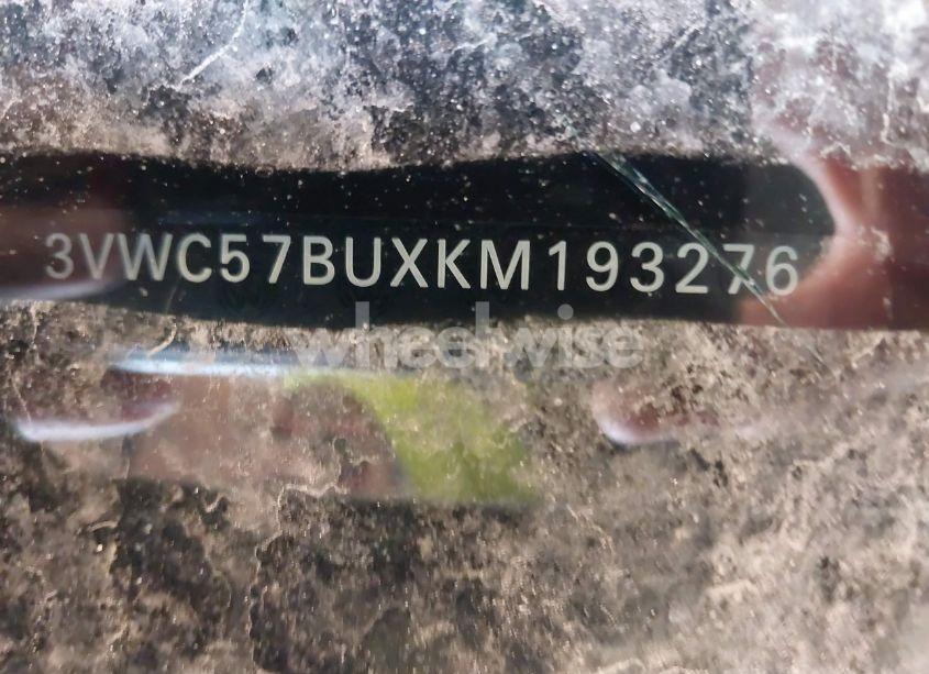 Photo 9 of 2019 Volkswagen Jetta 1.4T R-LINE/1.4T S/1.4T SE (VIN 3VWC57BUXKM193276)