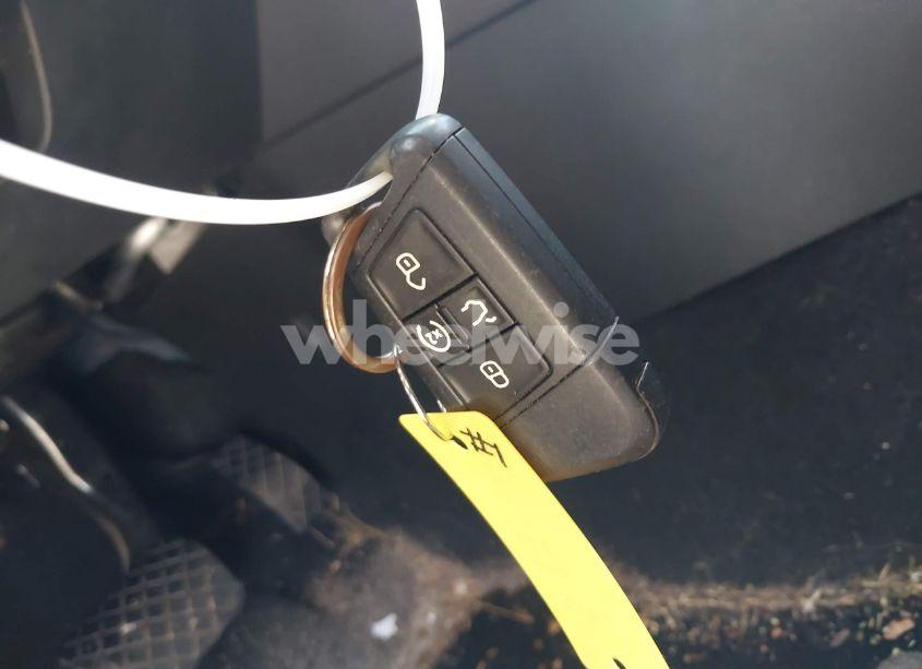 Photo 11 of 2019 Volkswagen Jetta 1.4T R-LINE/1.4T S/1.4T SE (VIN 3VWC57BUXKM195433)