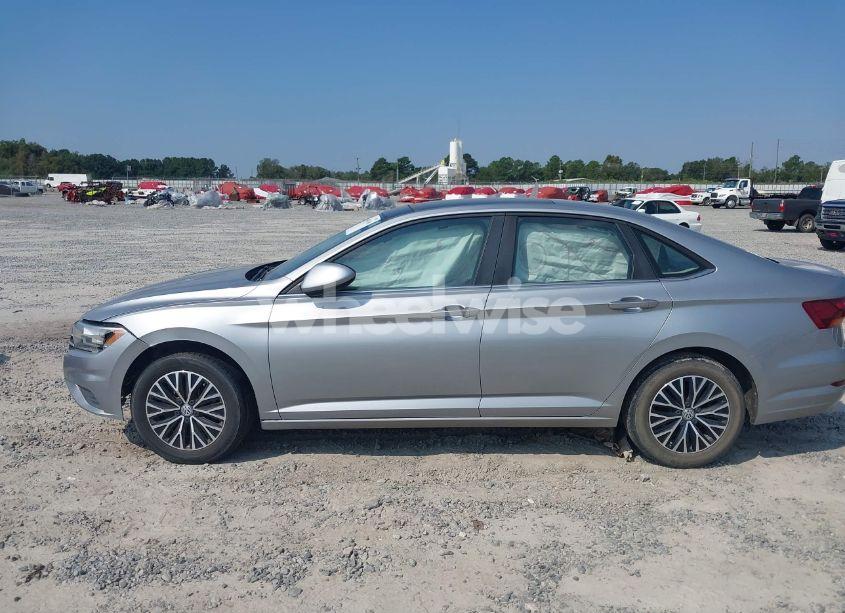 Photo 14 of 2019 Volkswagen Jetta 1.4T R-LINE/1.4T S/1.4T SE (VIN 3VWC57BUXKM195433)