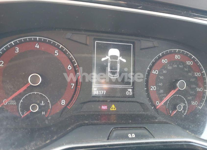 Photo 7 of 2019 Volkswagen Jetta 1.4T R-LINE/1.4T S/1.4T SE (VIN 3VWC57BUXKM195433)