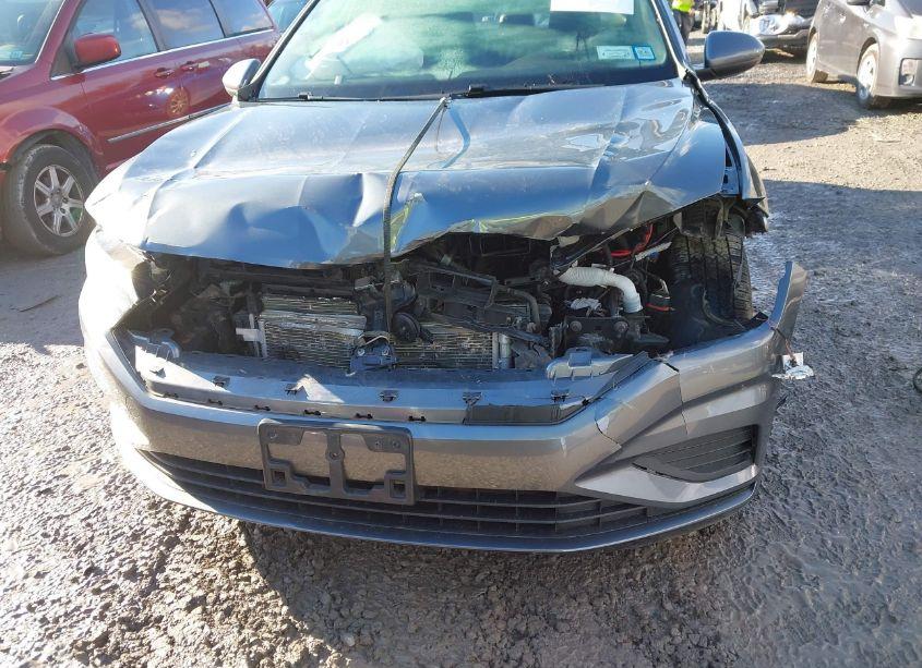 Photo 12 of 2020 Volkswagen Jetta 1.4T R-LINE/1.4T S/1.4T SE (VIN 3VWC57BUXLM084737)