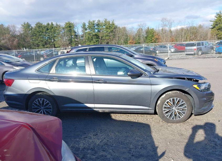 Photo 13 of 2020 Volkswagen Jetta 1.4T R-LINE/1.4T S/1.4T SE (VIN 3VWC57BUXLM084737)