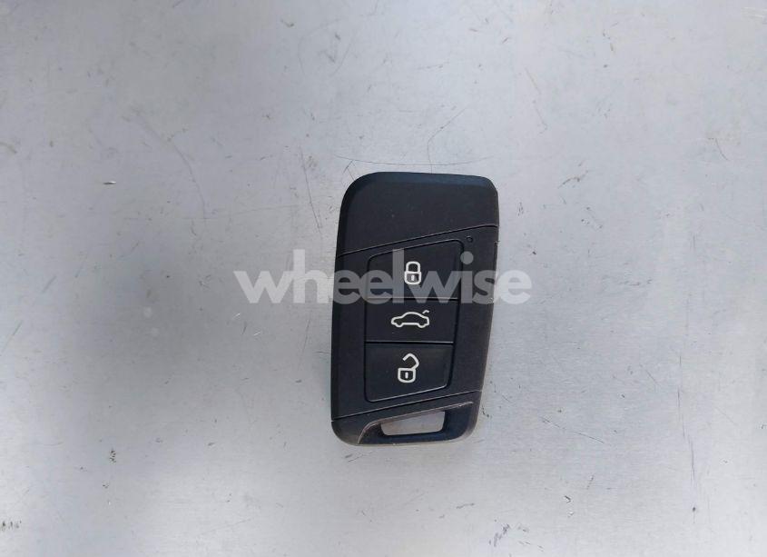 Photo 11 of 2021 Volkswagen Jetta 1.4T R-LINE/1.4T S/1.4T SE (VIN 3VWC57BUXMM046247)