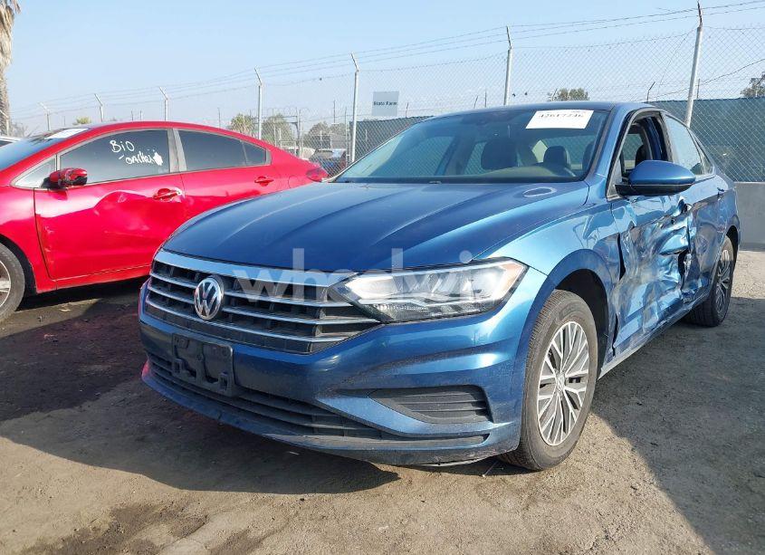 Photo 2 of 2021 Volkswagen Jetta 1.4T R-LINE/1.4T S/1.4T SE (VIN 3VWC57BUXMM046247)