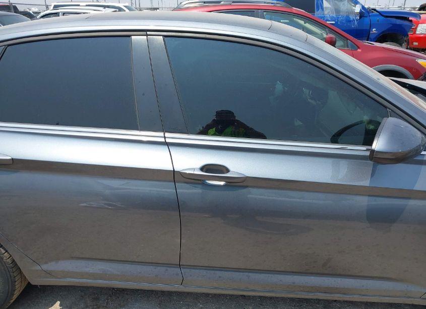 Photo 13 of 2021 Volkswagen Jetta 1.4T R-LINE/1.4T S/1.4T SE (VIN 3VWC57BUXMM078969)