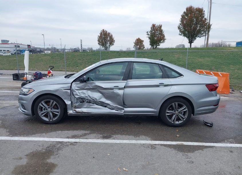 Photo 15 of 2021 Volkswagen Jetta 1.4T R-LINE/1.4T S/1.4T SE (VIN 3VWC57BUXMM090068)