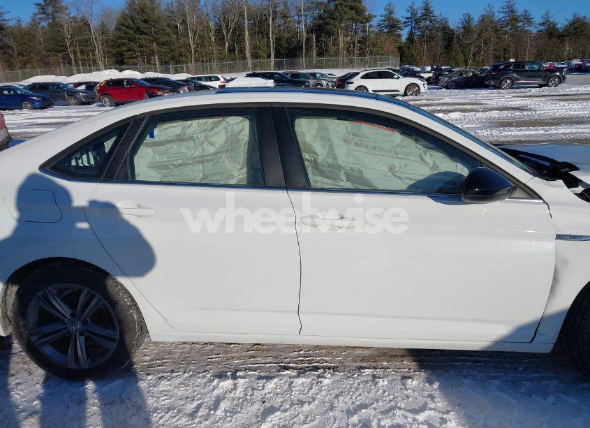 Photo 13 of 2021 Volkswagen Jetta 1.4T R-LINE/1.4T S/1.4T SE (VIN 3VWC57BUXMM091432)