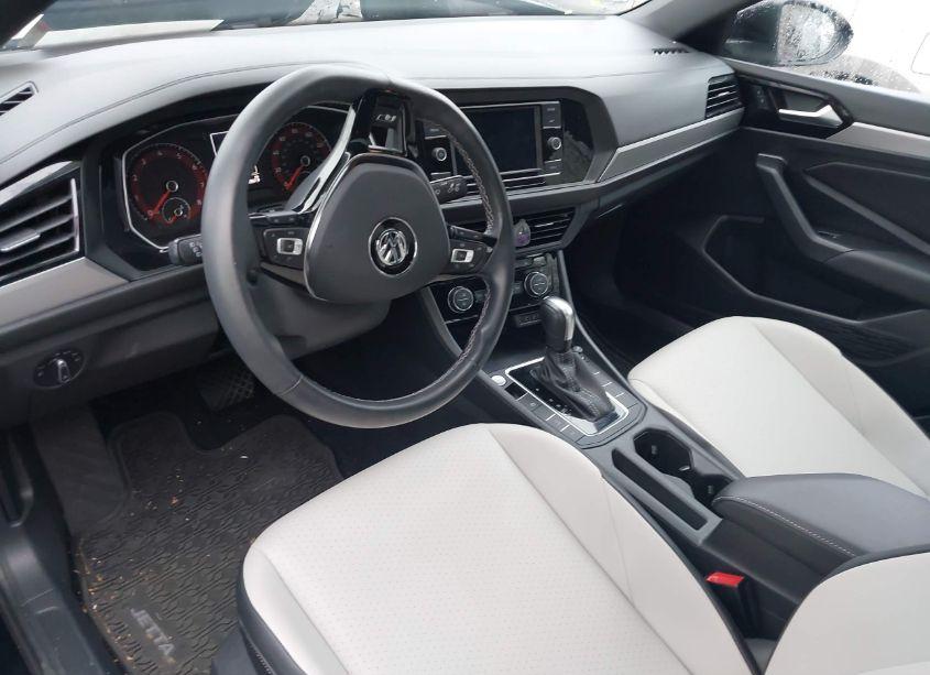 Photo 5 of 2021 Volkswagen Jetta 1.4T R-LINE/1.4T S/1.4T SE (VIN 3VWC57BUXMM098946)