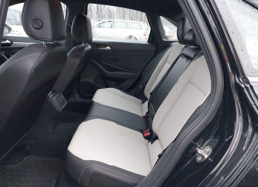 Photo 8 of 2021 Volkswagen Jetta 1.4T R-LINE/1.4T S/1.4T SE (VIN 3VWC57BUXMM098946)