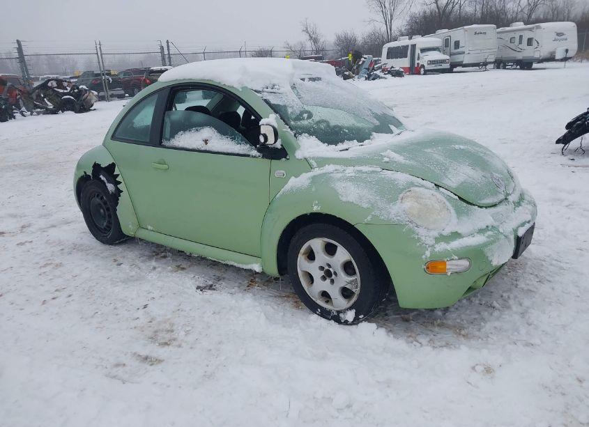 2000 Volkswagen New BEETLE GLS (VIN 3VWCA21C1YM422296) main photo