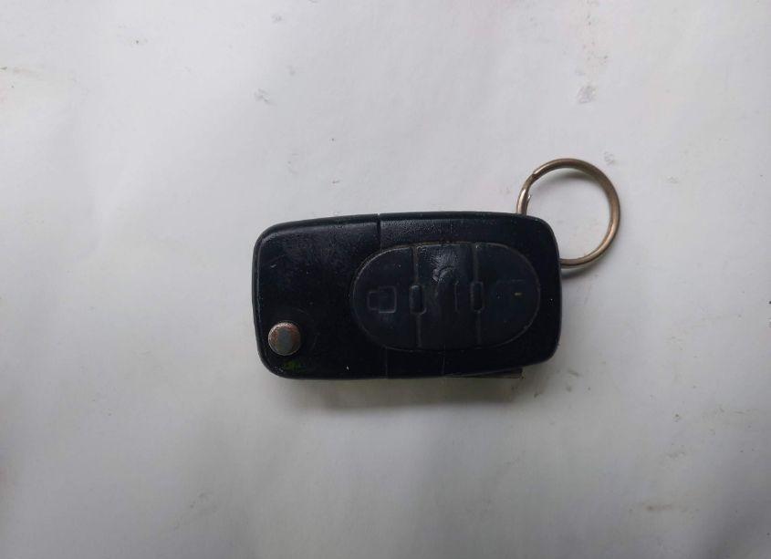 Photo 11 of 2000 Volkswagen New BEETLE GLS (VIN 3VWCA21C1YM422296)