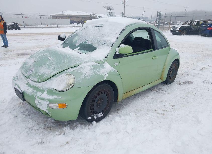 Photo 2 of 2000 Volkswagen New BEETLE GLS (VIN 3VWCA21C1YM422296)