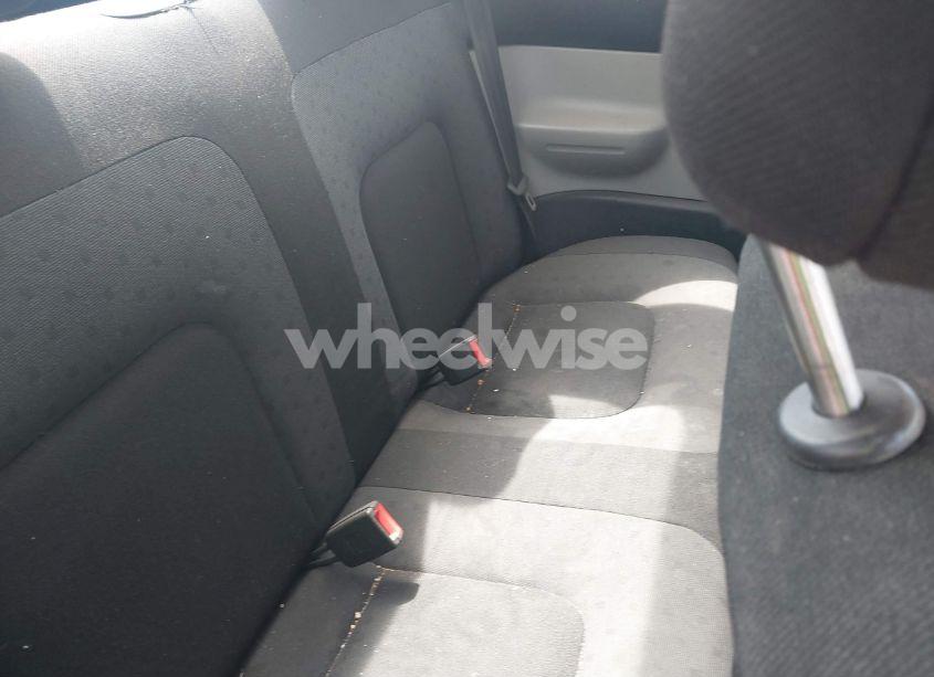 Photo 8 of 1999 Volkswagen New BEETLE GLS (VIN 3VWCA21C2XM404338)