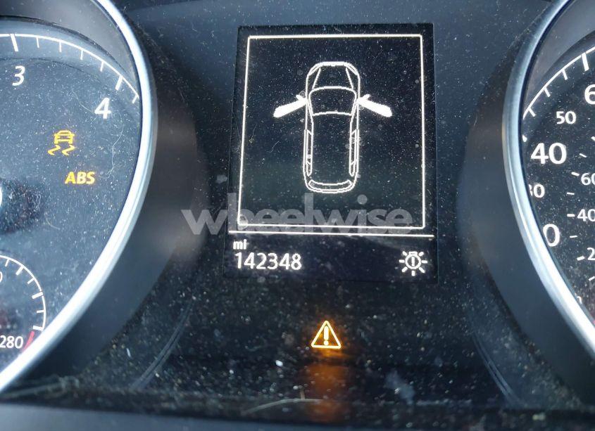 Photo 15 of 2015 Volkswagen Golf SPORTWAGEN TDI S 4-DOOR (VIN 3VWCA7AU1FM517685)