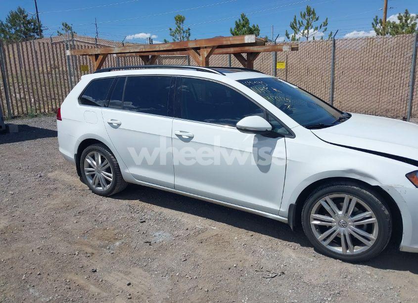 Photo 13 of 2015 Volkswagen Golf SPORTWAGEN TDI SE 4-DOOR (VIN 3VWCA7AU2FM507053)
