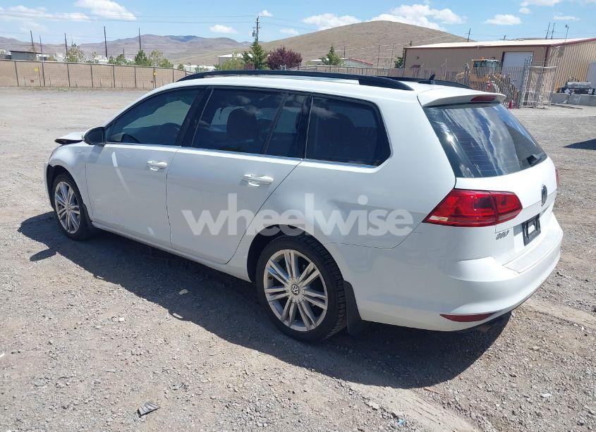 Photo 3 of 2015 Volkswagen Golf SPORTWAGEN TDI SE 4-DOOR (VIN 3VWCA7AU2FM507053)