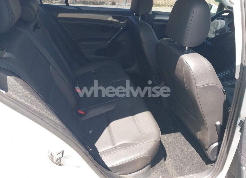 Photo 8 of 2015 Volkswagen Golf SPORTWAGEN TDI SE 4-DOOR (VIN 3VWCA7AU2FM507053)