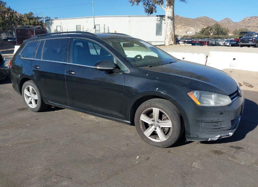 2015 Volkswagen Golf SPORTWAGEN TDI S 4-DOOR (VIN 3VWCA7AU5FM518130) main photo