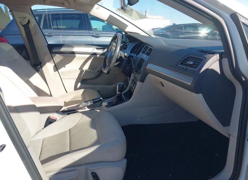 Photo 5 of 2015 Volkswagen Golf SPORTWAGEN TDI SE 4-DOOR (VIN 3VWCA7AU6FM517133)