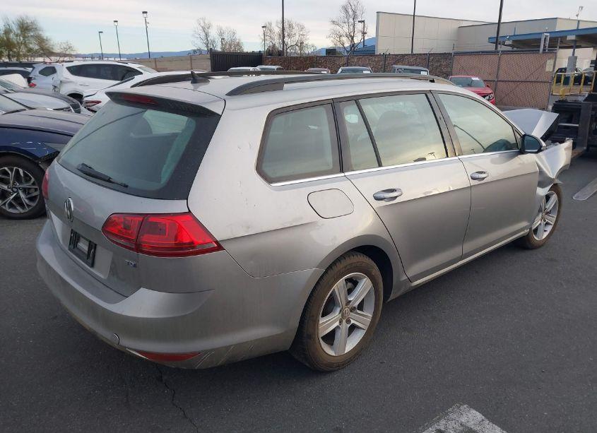 Photo 4 of 2015 Volkswagen Golf SPORTWAGEN TDI S 4-DOOR (VIN 3VWCA7AU9FM518471)