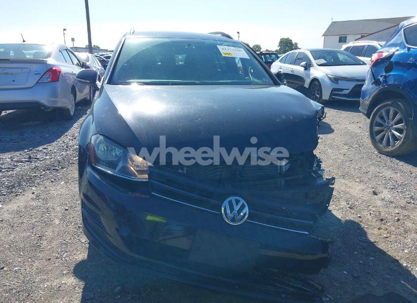 Photo 12 of 2015 Volkswagen Golf SPORTWAGEN TDI S 4-DOOR (VIN 3VWCA7AUXFM504921)