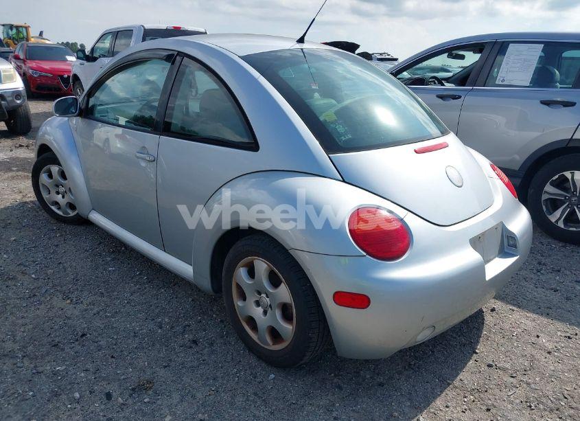 Photo 3 of 2002 Volkswagen New BEETLE GLS (VIN 3VWCB21C52M446668)