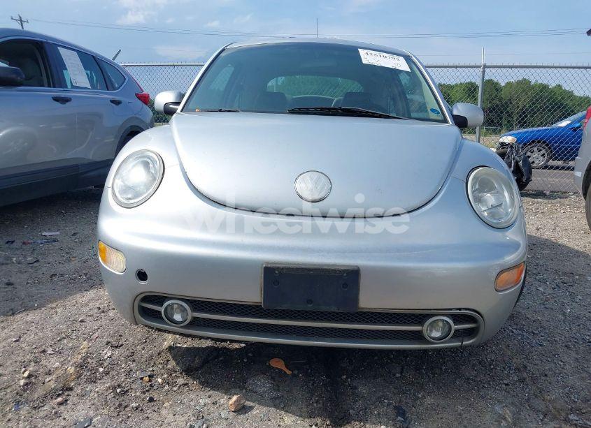 Photo 6 of 2002 Volkswagen New BEETLE GLS (VIN 3VWCB21C52M446668)