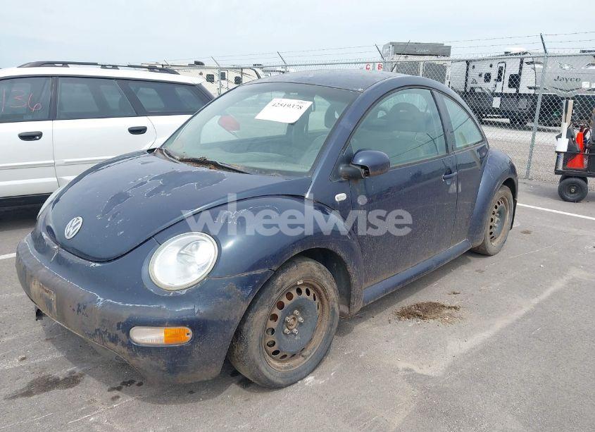 Photo 2 of 2001 Volkswagen New BEETLE GLS (VIN 3VWCB21C81M469215)