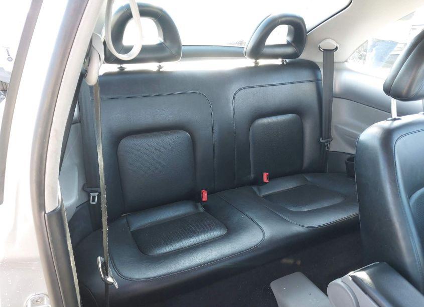 Photo 8 of 2001 Volkswagen New BEETLE GLS (VIN 3VWCB21CX1M438371)