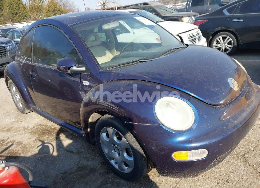 2002 Volkswagen New BEETLE GLS (VIN 3VWCB21CX2M432877) main photo