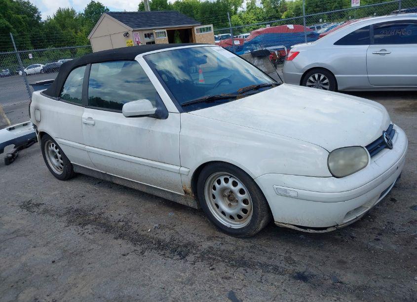 1999 Volkswagen Cabrio GL (VIN 3VWCB61E5XM813861) main photo