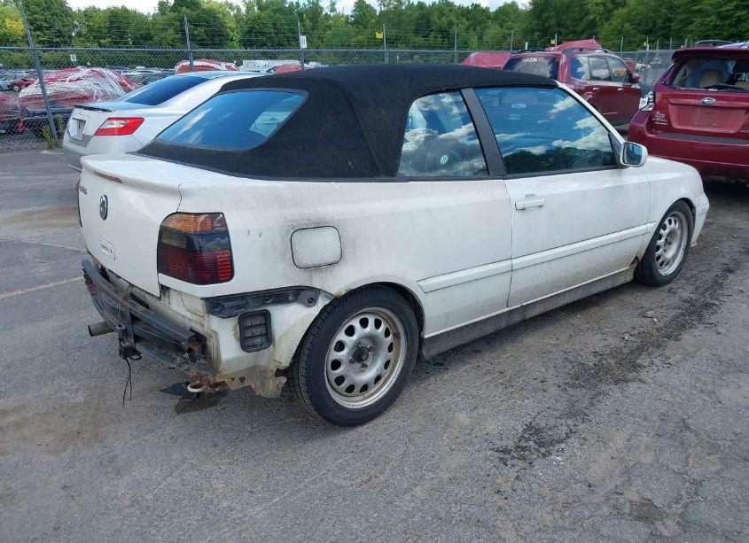 Photo 4 of 1999 Volkswagen Cabrio GL (VIN 3VWCB61E5XM813861)