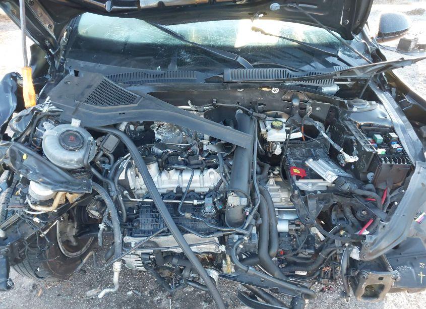 Photo 10 of 2019 Volkswagen Jetta 1.4T R-LINE/1.4T S/1.4T SE (VIN 3VWCB7BU0KM213267)