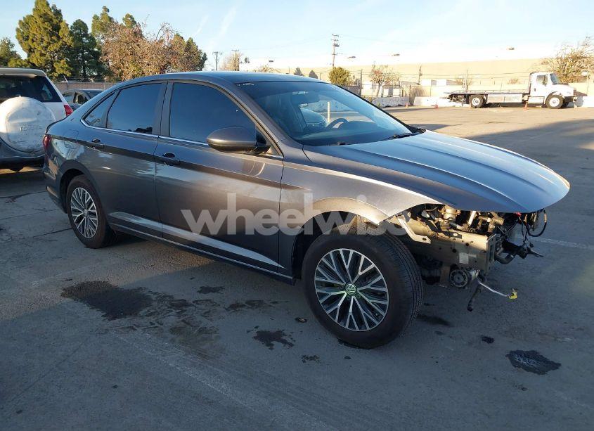 2020 Volkswagen Jetta 1.4T R-LINE/1.4T S/1.4T SE (VIN 3VWCB7BU0LM011031) main photo